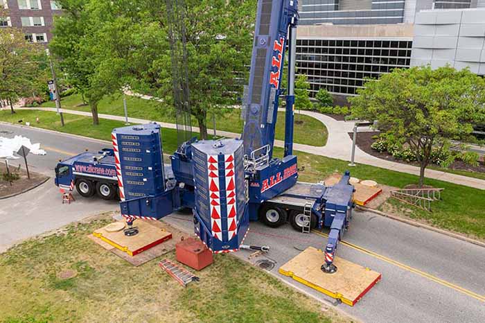 ALL Liebherr LTM 1650 crane on a job ALL Liebherr LTM 1650 crane on a job