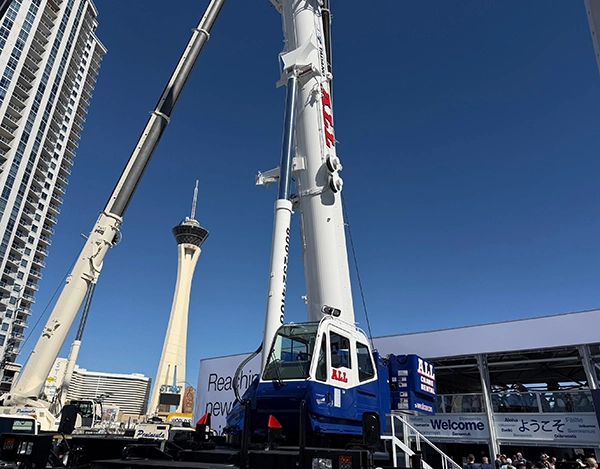 GR-1600XL at Conexpo