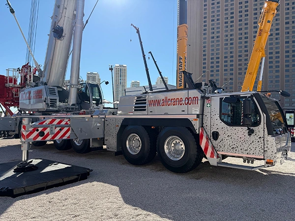 LTM 1400-6.1 Silver Bullet at Conexpo