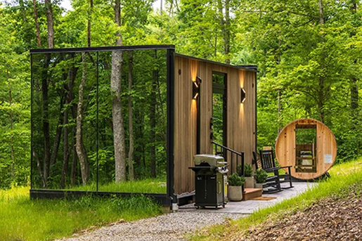 Glass House Case Study 2 - Mirror Cabin Mirror Cabin in the woods