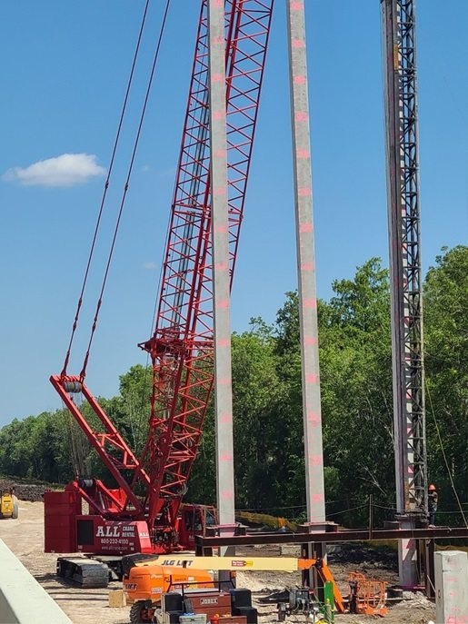 Poinciana Tipping Point Crawler crane and aerial lift